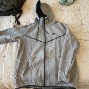 Nike Men's Sweatshirt